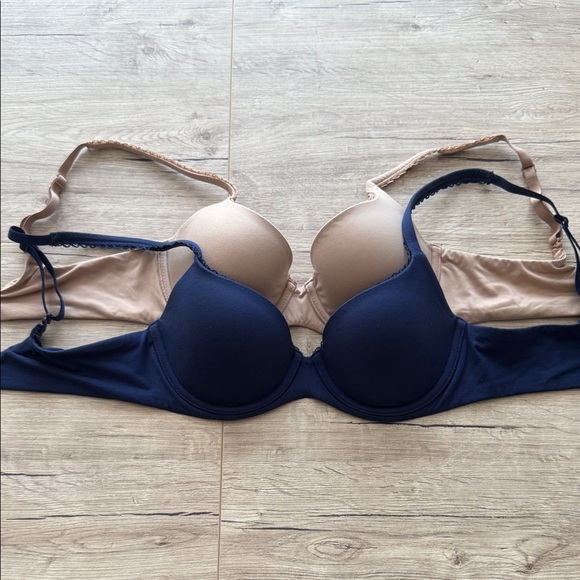 Victoria's Secret Other - Victoria’s secret set of Navy and Tan Bras